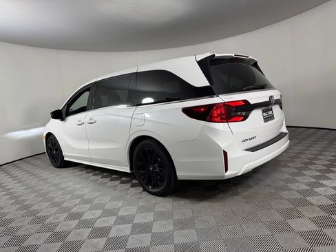 Used 2025 Honda Odyssey Sport-L image 7