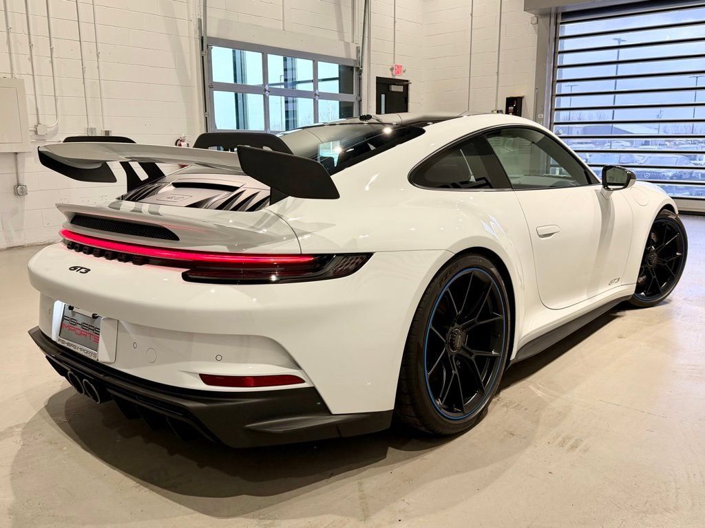 Used 2022 Porsche 911 GT3 w/ Extended Leather Package RWD image 7