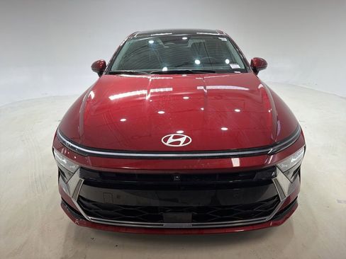 Certified 2025 Hyundai Sonata Limited FWD image 3