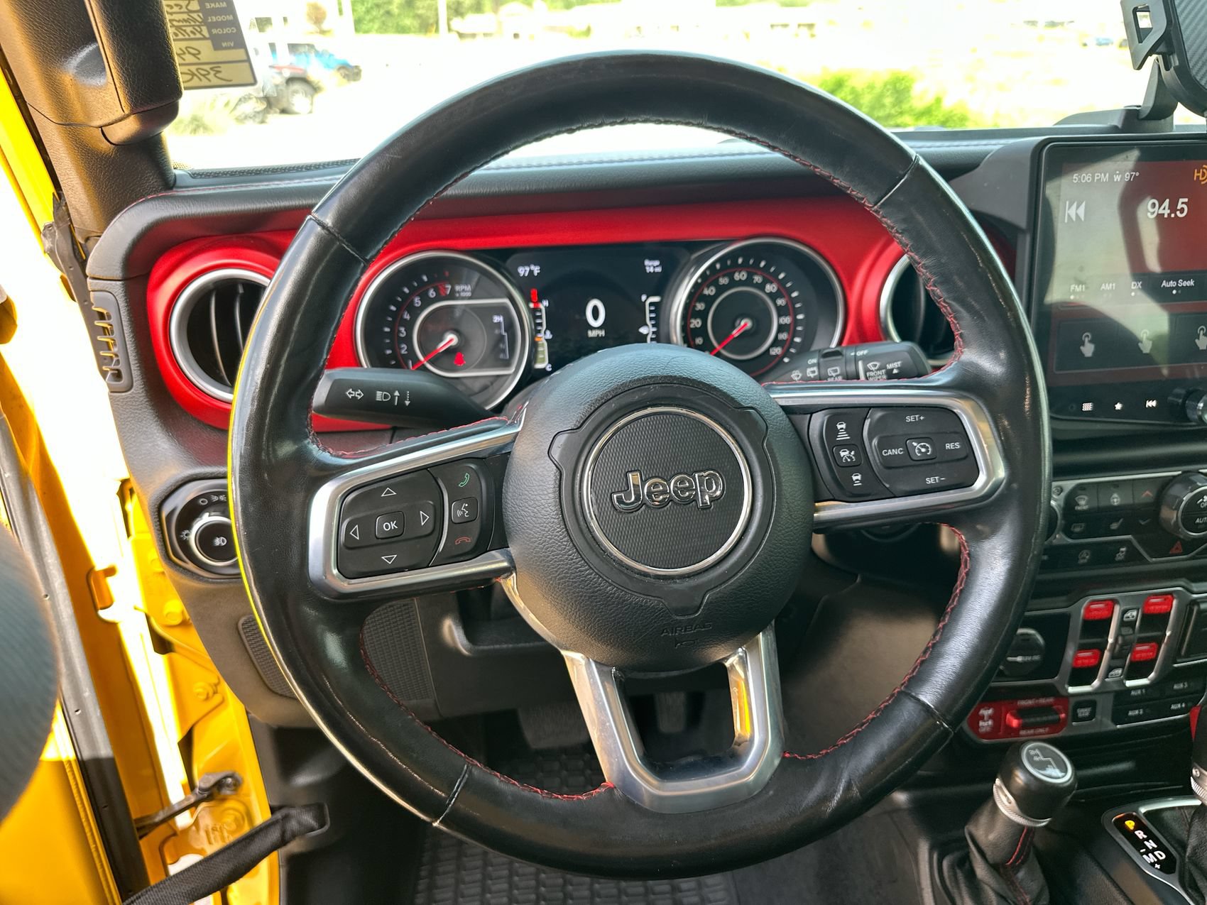 Used 2020 Jeep Wrangler Unlimited Rubicon w/ Dual Top Group AWD/4WD image 14