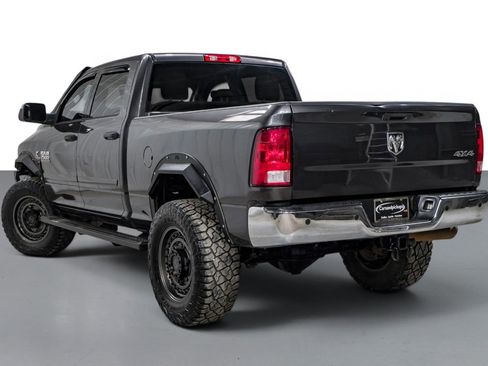 Used 2018 RAM 2500 Tradesman w/ Chrome Appearance Group AWD/4WD image 8