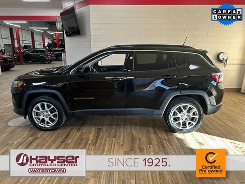 Certified 2022 Jeep Compass Latitude w/ Sun and Sound Group image 2