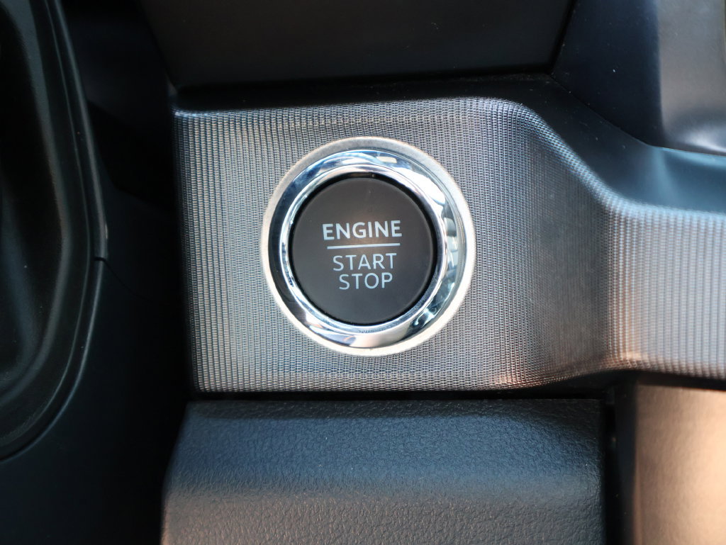 Certified 2024 Ford F250 Platinum AWD/4WD image 32