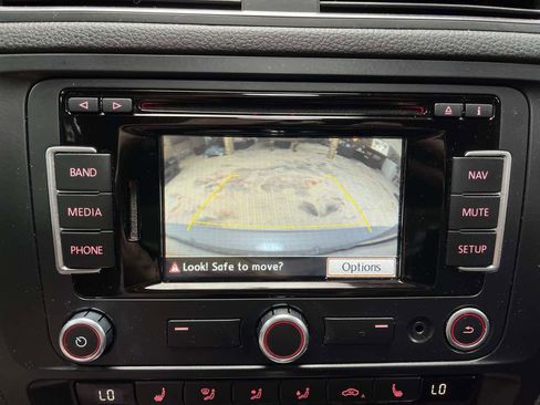 Used 2013 Volkswagen Jetta GLI Autobahn FWD image 19