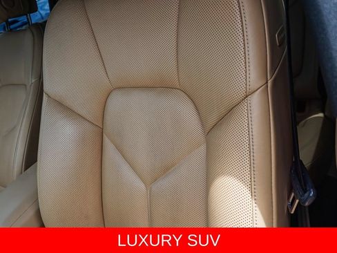 Used 2018 Porsche Macan AWD/4WD image 20