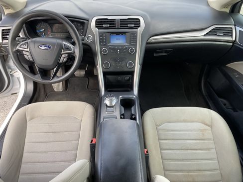 Used 2020 Ford Fusion S image 17