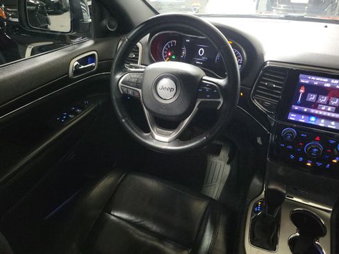 Used 2019 Jeep Grand Cherokee Limited image 13