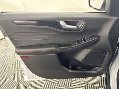 New 2026 Ford Escape ST-Line w/ Tech Pack #1 image 16