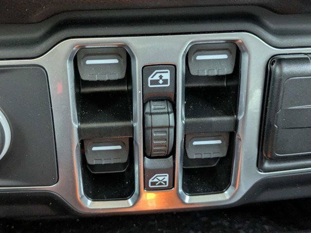 Certified 2024 Jeep Wrangler Unlimited Sport AWD/4WD image 23