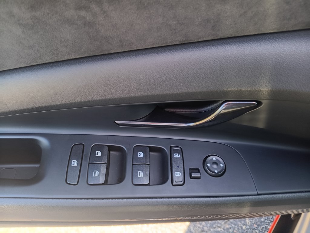 Used 2023 Hyundai Elantra N FWD image 16