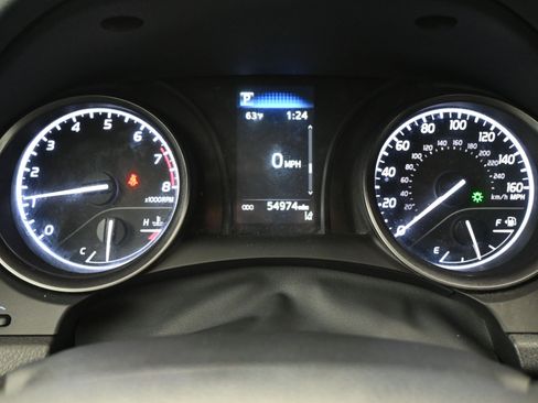 Certified 2024 Toyota Camry SE image 10