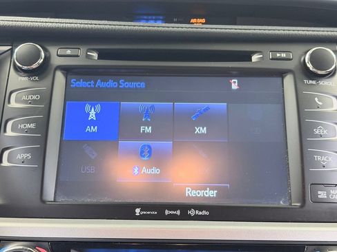 Used 2017 Toyota Highlander XLE AWD/4WD image 56