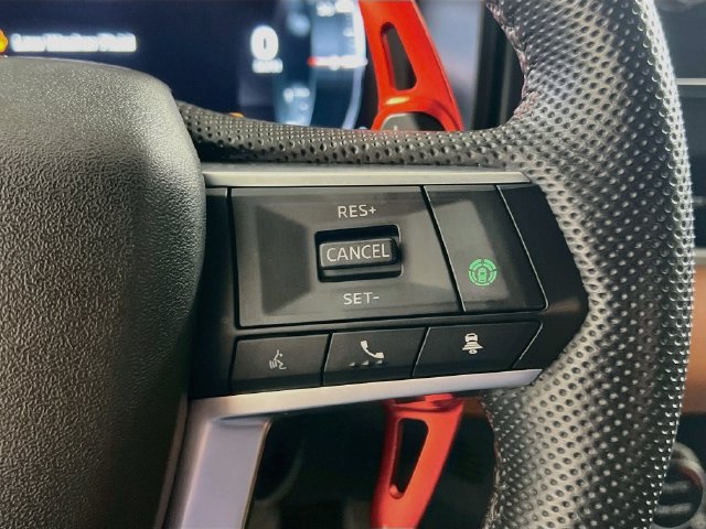 Used 2023 Mitsubishi Outlander SEL AWD/4WD image 18