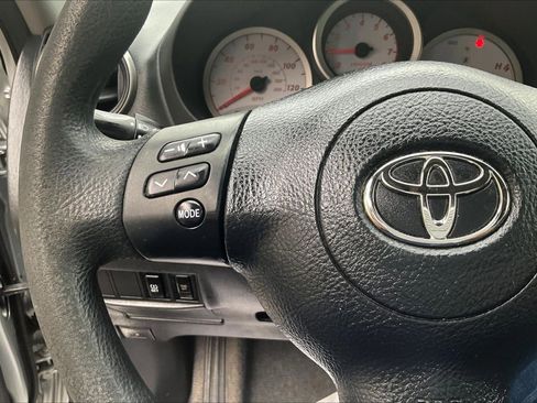 Used 2004 Toyota RAV4 2WD image 11