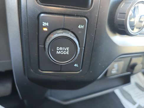 Used 2023 Ford F150 XLT image 29