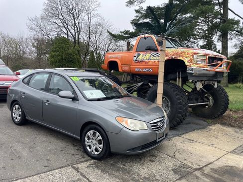 Used 2010 Hyundai Elantra w/ Comfort Pkg 2 image 2
