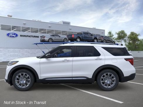 New 2026 Ford Explorer Platinum w/ LUX Leather Package AWD/4WD image 3