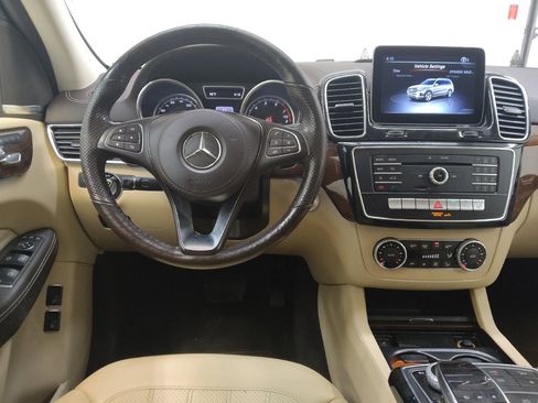 Used 2019 Mercedes-Benz GLS 450 4MATIC w/ Premium 1 Package image 22