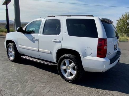 Used 2007 Chevrolet Tahoe LT w/ LT Preferred Equipment Group AWD/4WD image 6