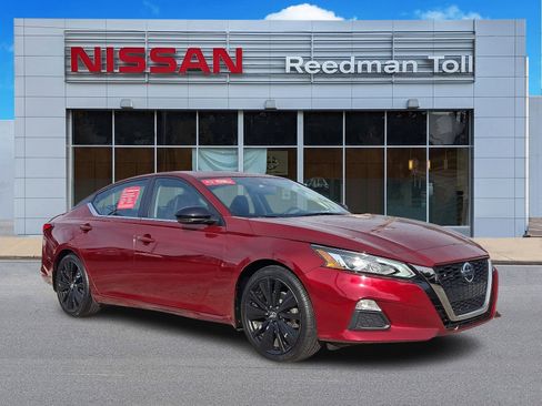 Used 2022 Nissan Altima 2.0 SR image 1