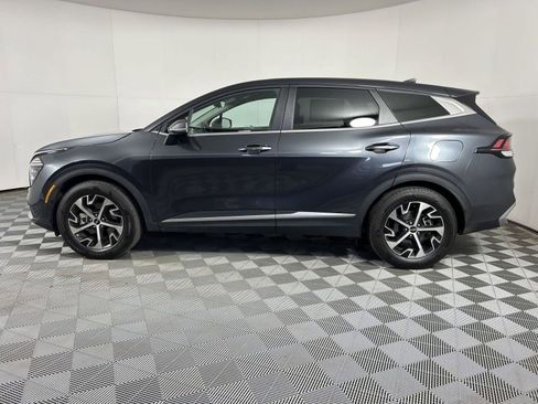 Certified 2024 Kia Sportage EX image 10