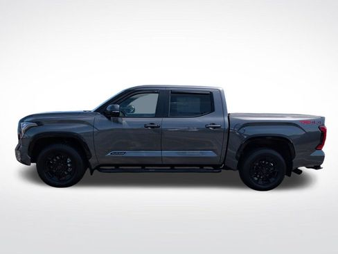 Used 2025 Toyota Tundra Platinum w/ TRD Off-Road Package AWD/4WD image 13