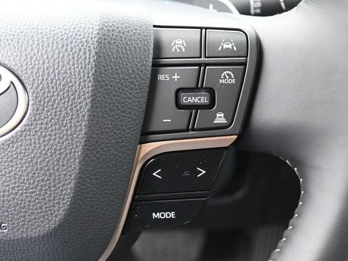 Certified 2026 Toyota Crown Signia AWD/4WD image 21
