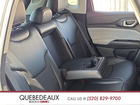 Used 2022 Jeep Compass Latitude FWD image 22