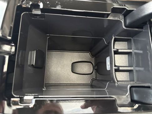 Certified 2023 Lincoln Nautilus Reserve w/ Luxury Package image 31