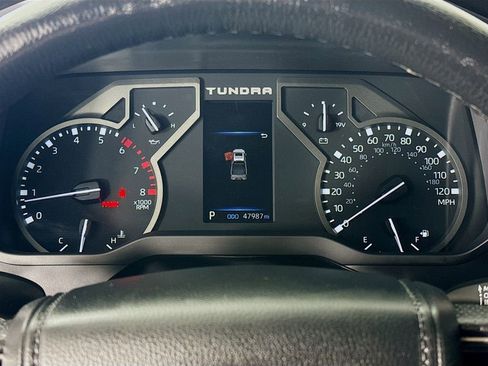 Used 2022 Toyota Tundra SR5 w/ SR5 Premium Package image 12