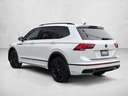 Used 2022 Volkswagen Tiguan SE R-Line image 8