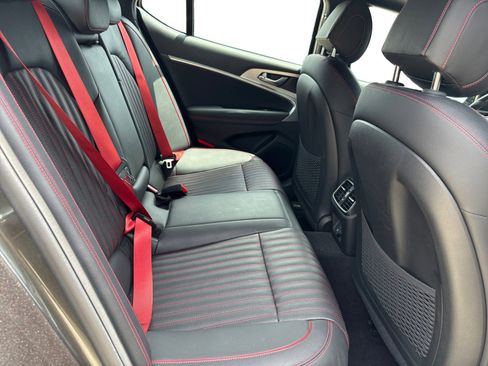 Used 2023 Genesis G70 2.0T w/ Sport Prestige Package RWD image 13