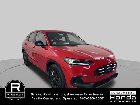 Certified 2025 Honda HR-V Sport image 3