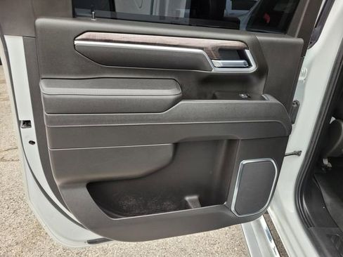 Certified 2025 Chevrolet Silverado 2500 LTZ w/ LTZ Convenience Package image 16