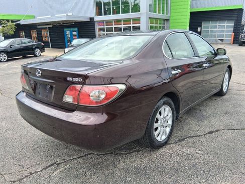 Used 2004 Lexus ES 330 w/ Premium Pkg FWD image 5