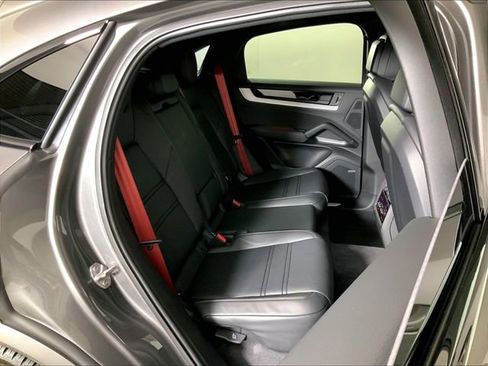 New 2026 Porsche Cayenne S AWD/4WD image 17