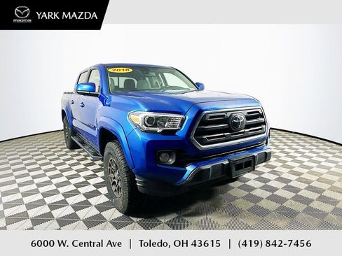Used 2018 Toyota Tacoma SR5 image 1