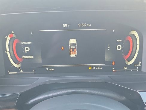 New 2025 Nissan Pathfinder Platinum image 7