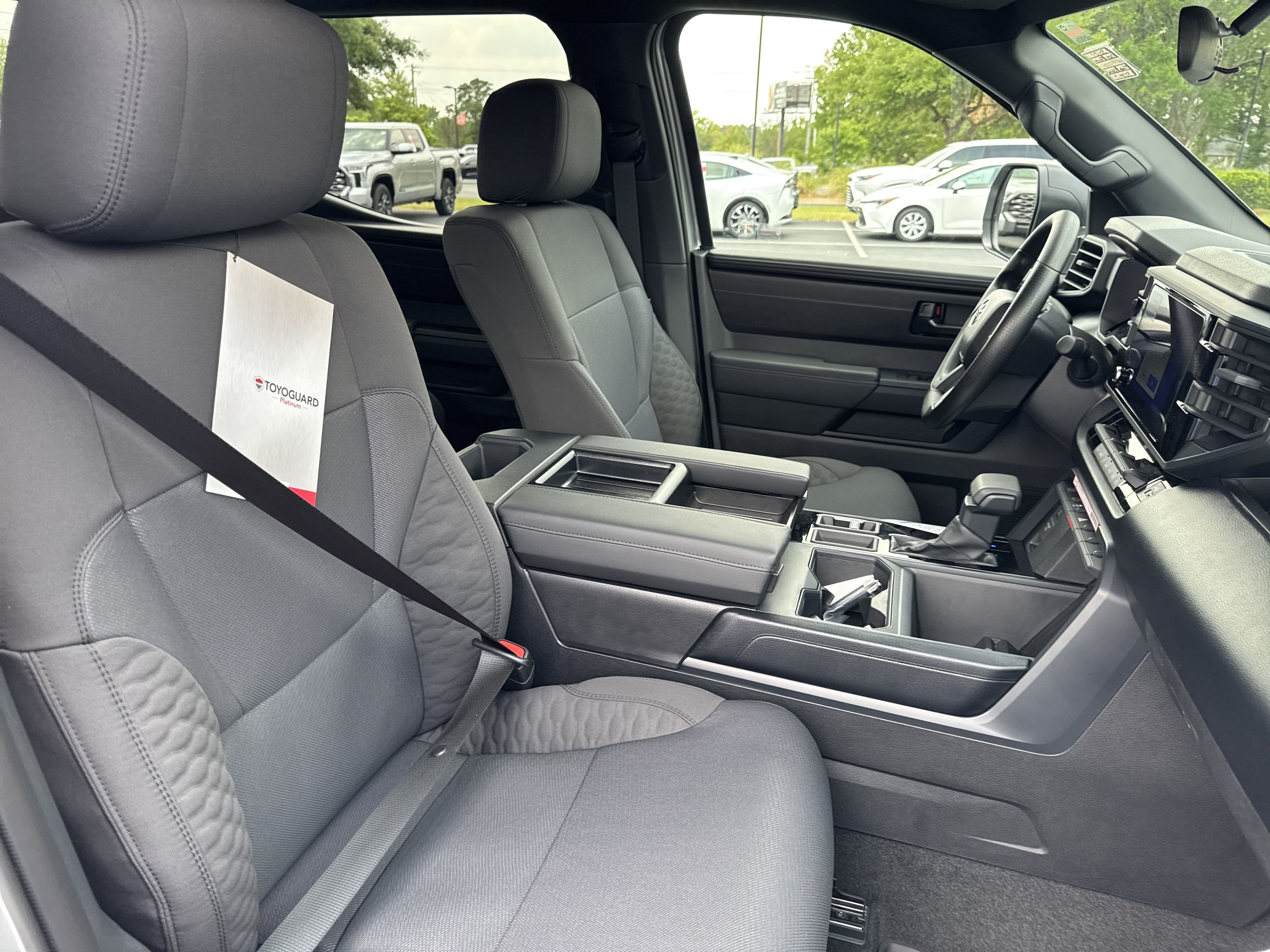 New 2025 Toyota Tundra SR w/ SR Tow Package AWD/4WD image 32