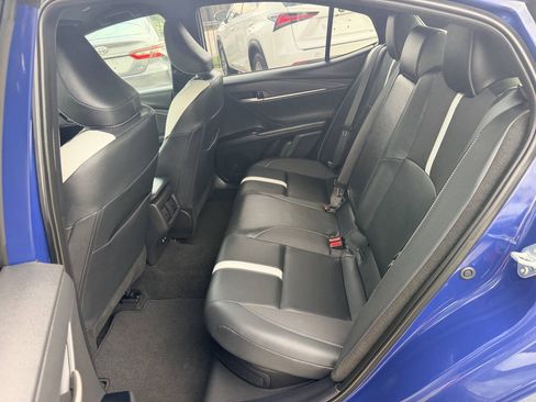 Used 2025 Toyota Camry SE FWD image 12