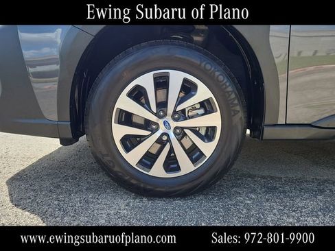 Used 2025 Subaru Outback Premium image 27