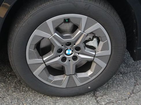 New 2025 BMW X1 xDrive28i w/ Premium Package image 11