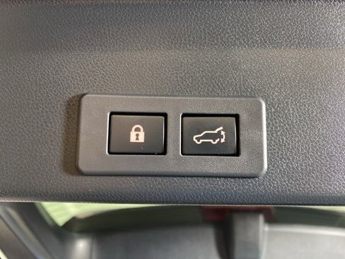 Used 2020 Subaru Ascent Touring w/ Popular Package #2A image 32