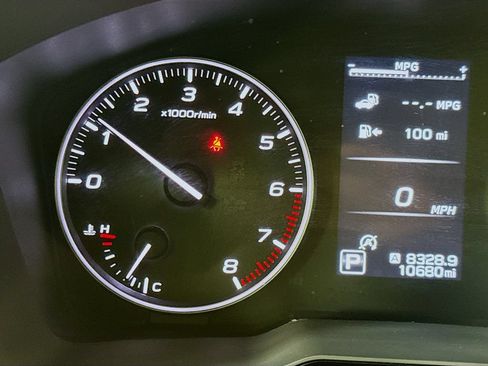Certified 2025 Subaru Outback Premium AWD/4WD image 14