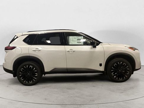 New 2026 Nissan Rogue SV AWD/4WD image 6