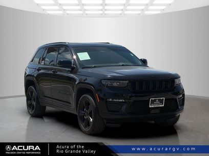 Used 2025 Jeep Grand Cherokee Limited w/ Black Appearance Package