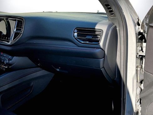 Certified 2024 Dodge Durango R/T image 19