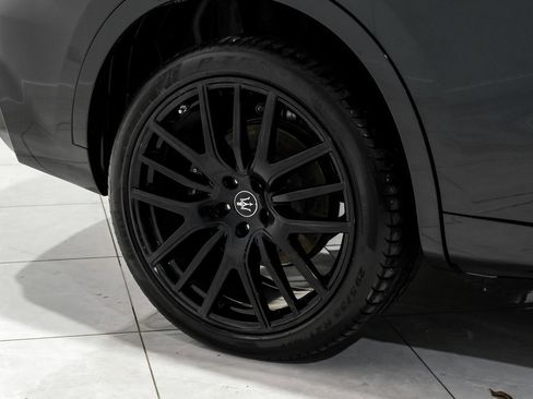 Used 2022 Maserati Levante Modena S image 53