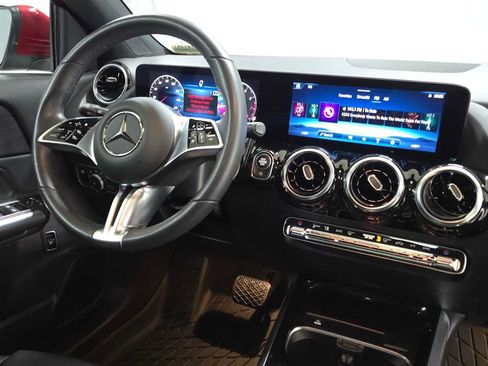 Certified 2026 Mercedes-Benz GLA 250 4MATIC image 12