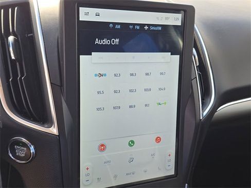 Used 2024 Ford Edge Titanium image 25